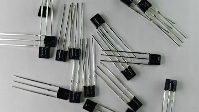 紅外接收頭怎么判斷正負極